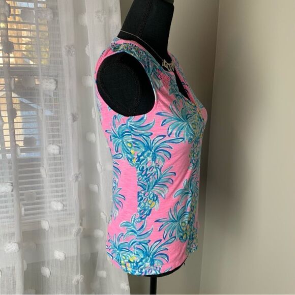 Lilly Pulitzer Essie Pelican Pink Beat the Heat sleeveless printed pineapple top - Picture 15 of 16